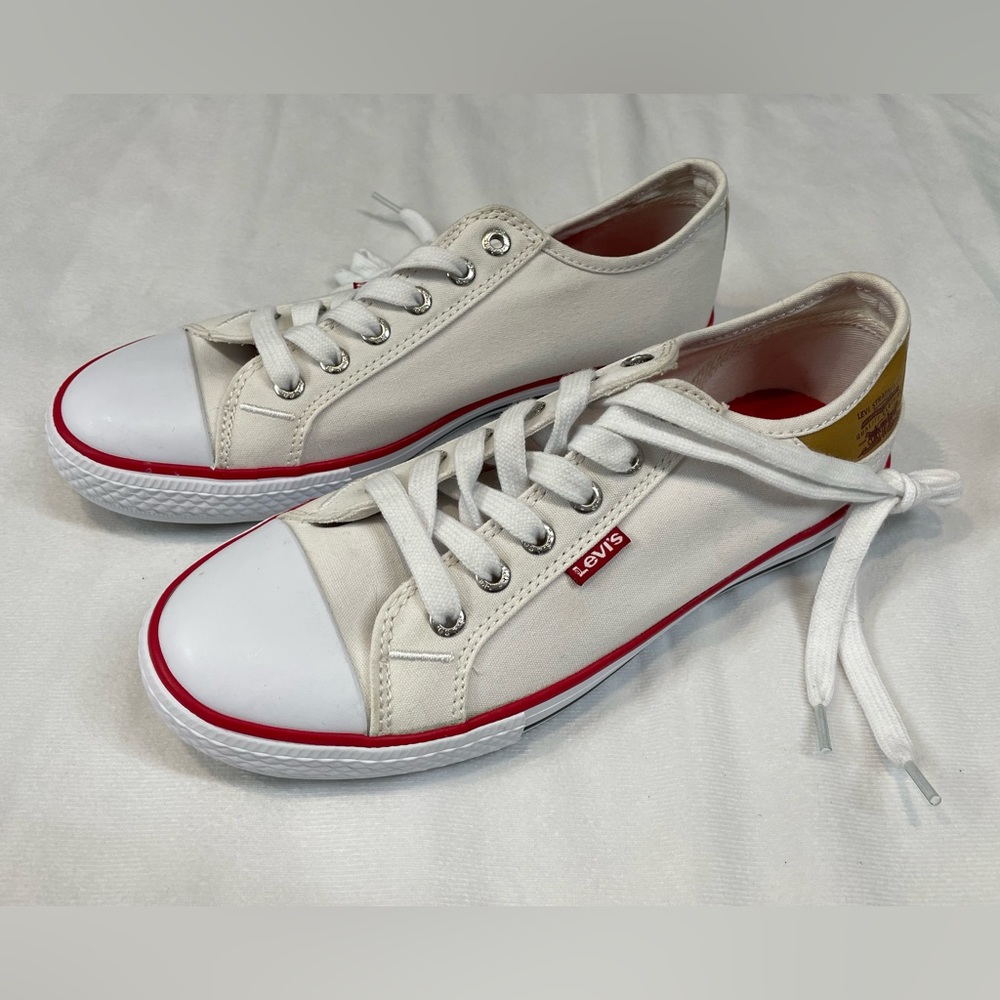 Levi’s Stan Buck White Sneakers Woman’s Shoes Size